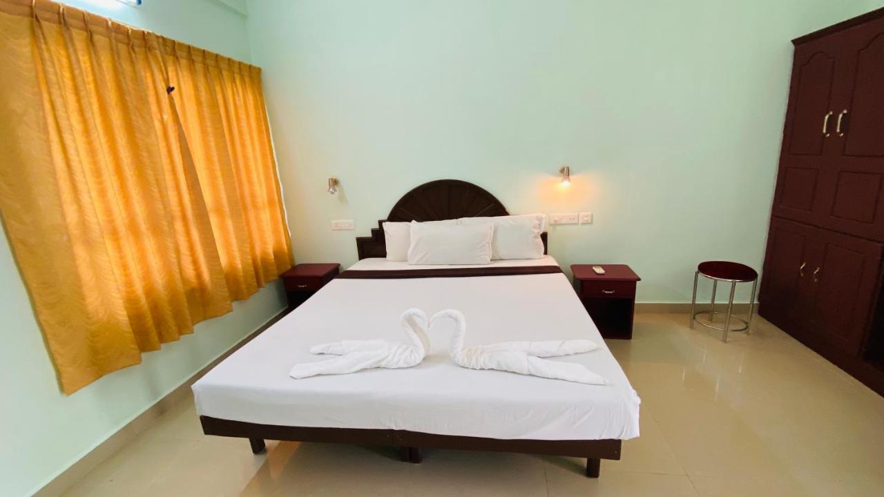 Packbag Comfort Bed & Breakfast Kovalam Exterior photo