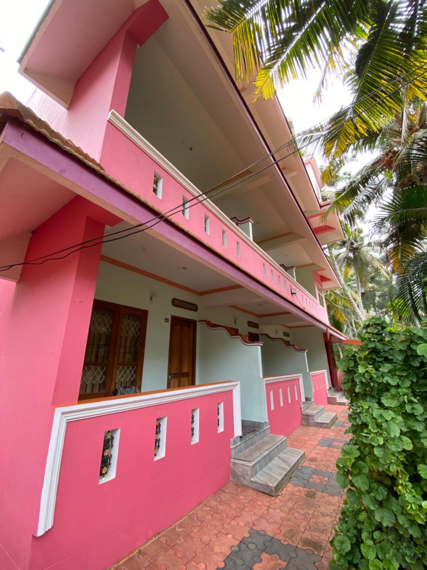 Packbag Comfort Bed & Breakfast Kovalam Exterior photo