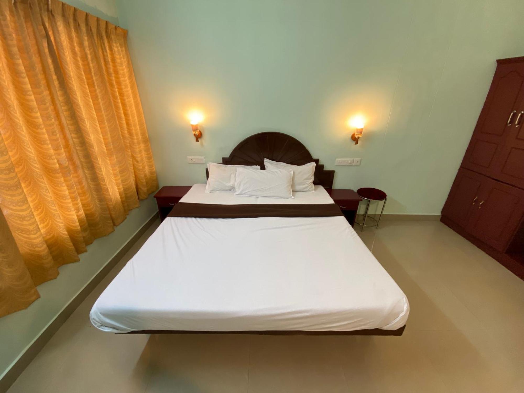 Packbag Comfort Bed & Breakfast Kovalam Exterior photo