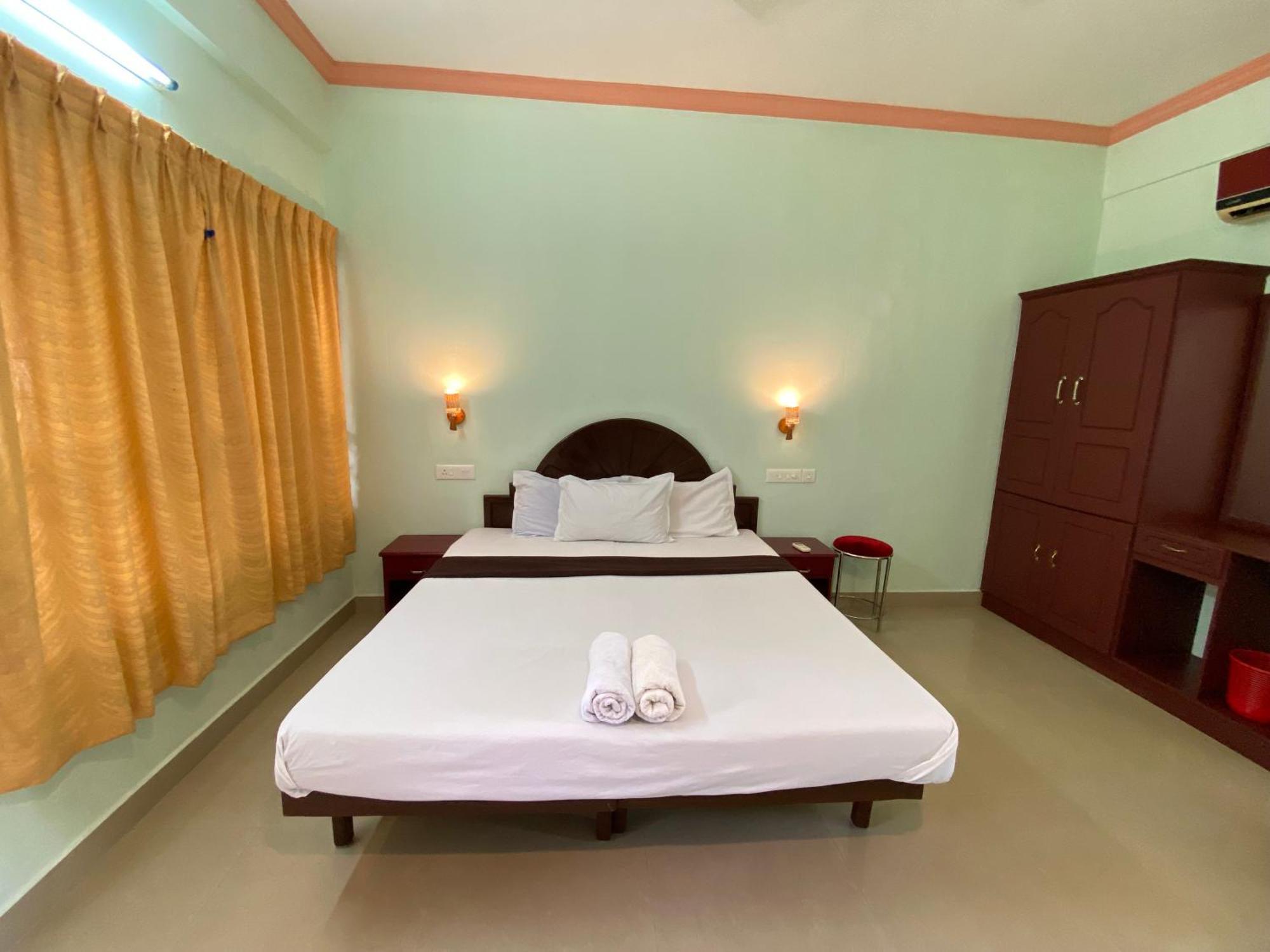 Packbag Comfort Bed & Breakfast Kovalam Exterior photo