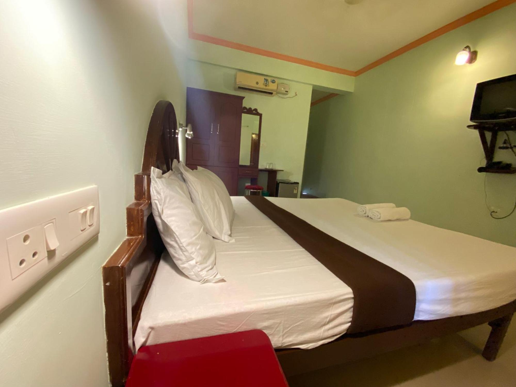 Packbag Comfort Bed & Breakfast Kovalam Exterior photo